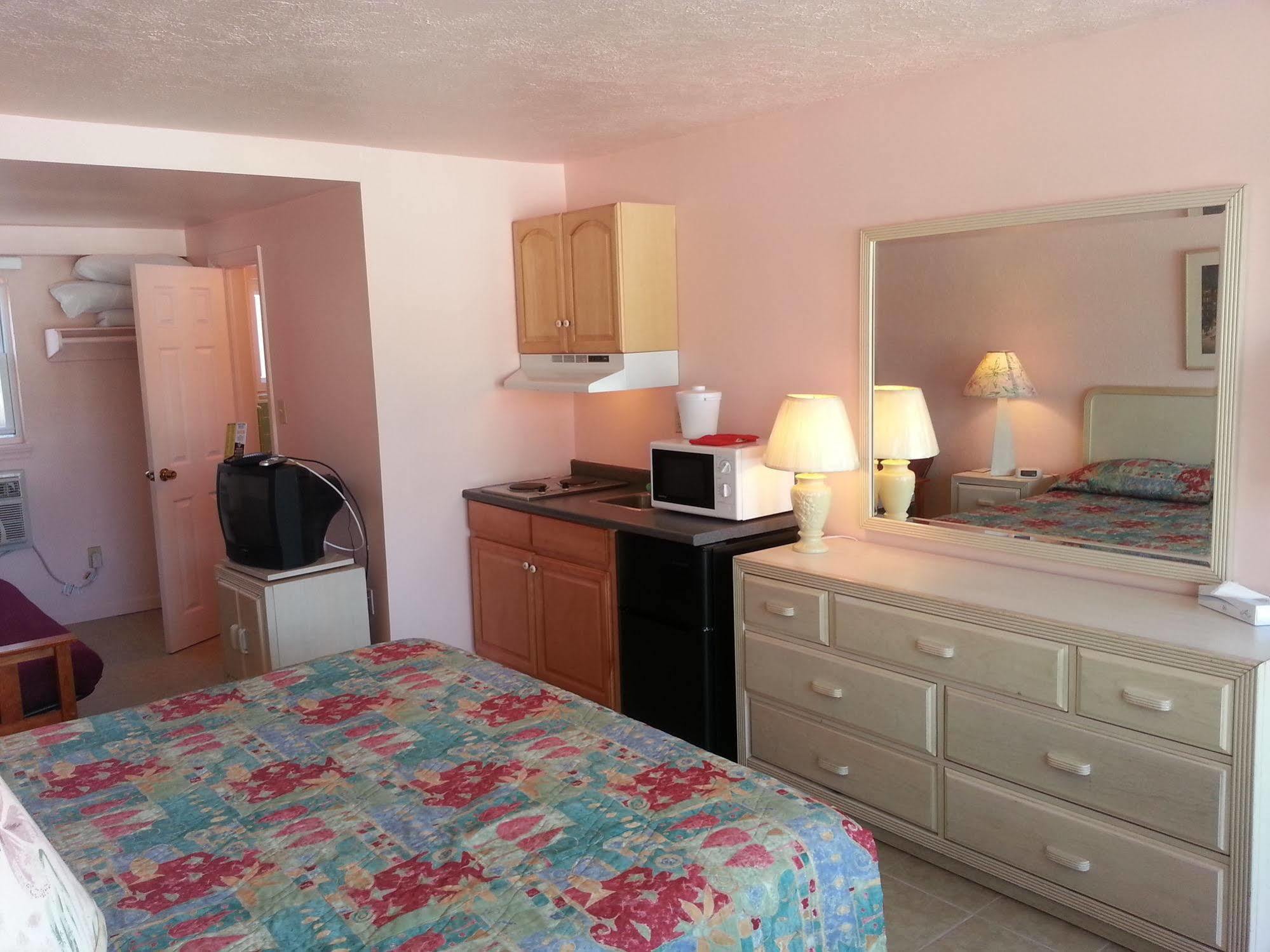 Sandbox Motel Wildwood Kültér fotó